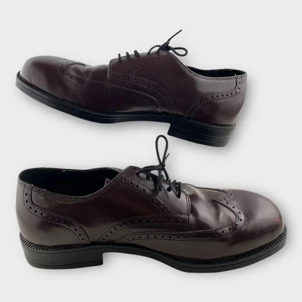 Hush Puppies Size 8.5W Burgundy Leather Wingtip Brogue Oxford Dress Shoe Classic